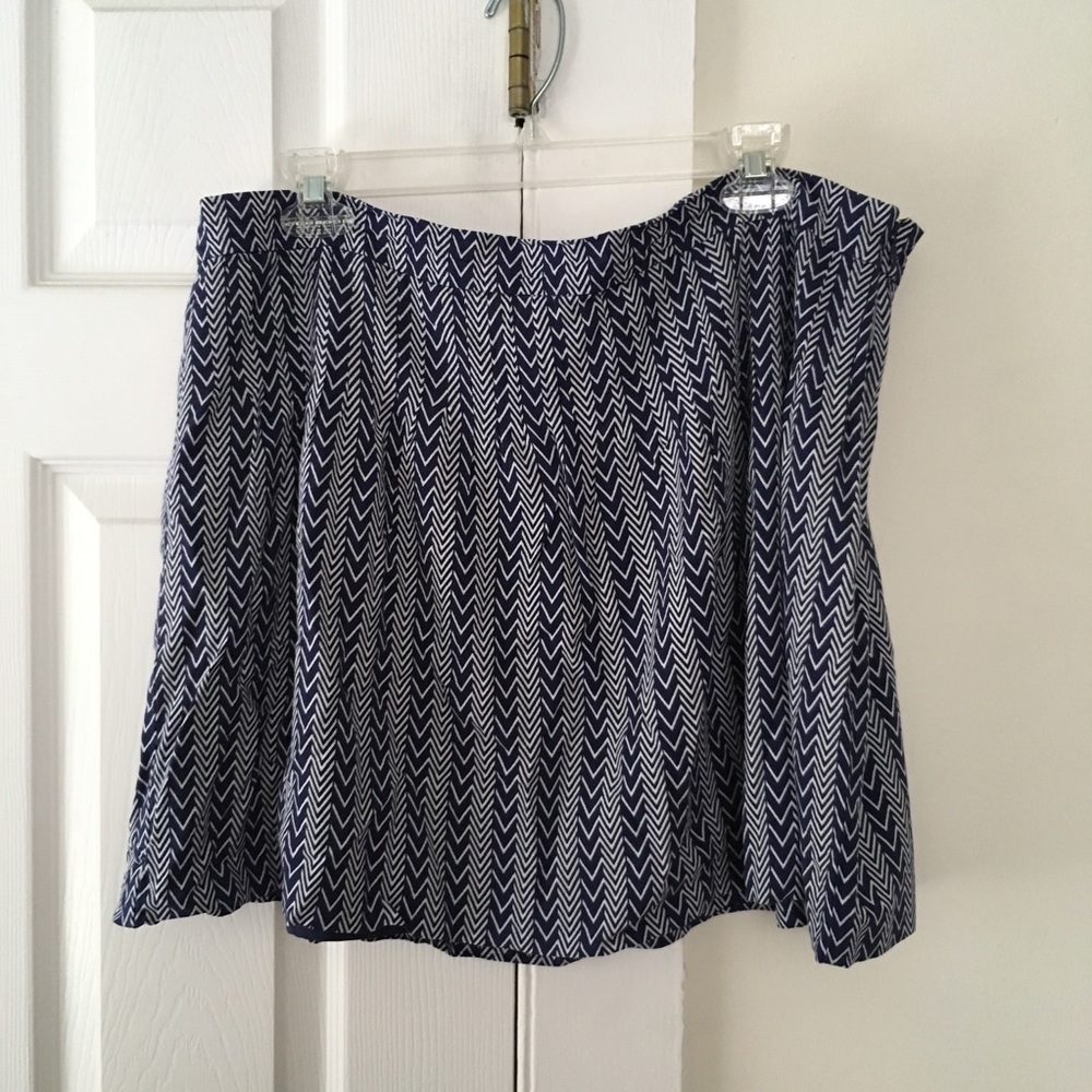 Gap mini skirt!